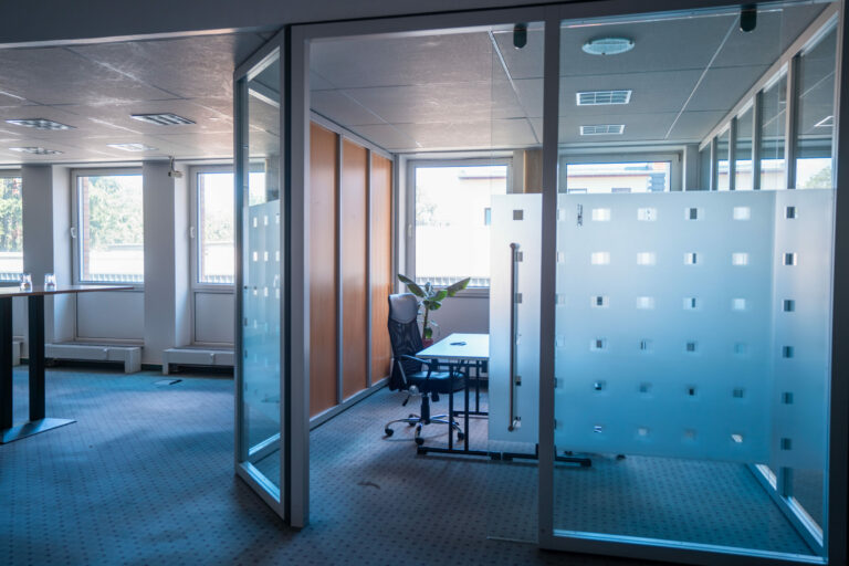 Businesscenter Schönebeck - Konferenzbox (1)